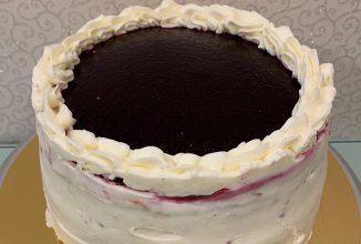 Бисквит с фруктово-ягодными прослойками