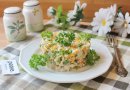 Салат с куриным мясом и овощами