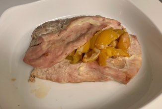 Индейка запечённая с перцем в сметане