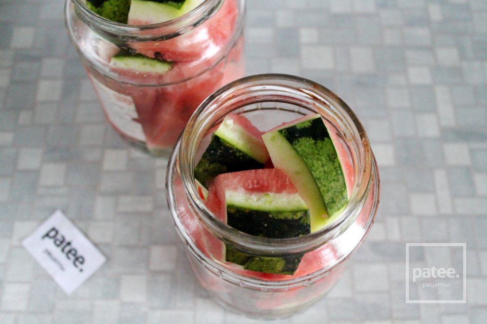 Маринованный арбуз на зиму в банках - Шаг 6