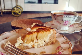 Творожный пирог с яблоками