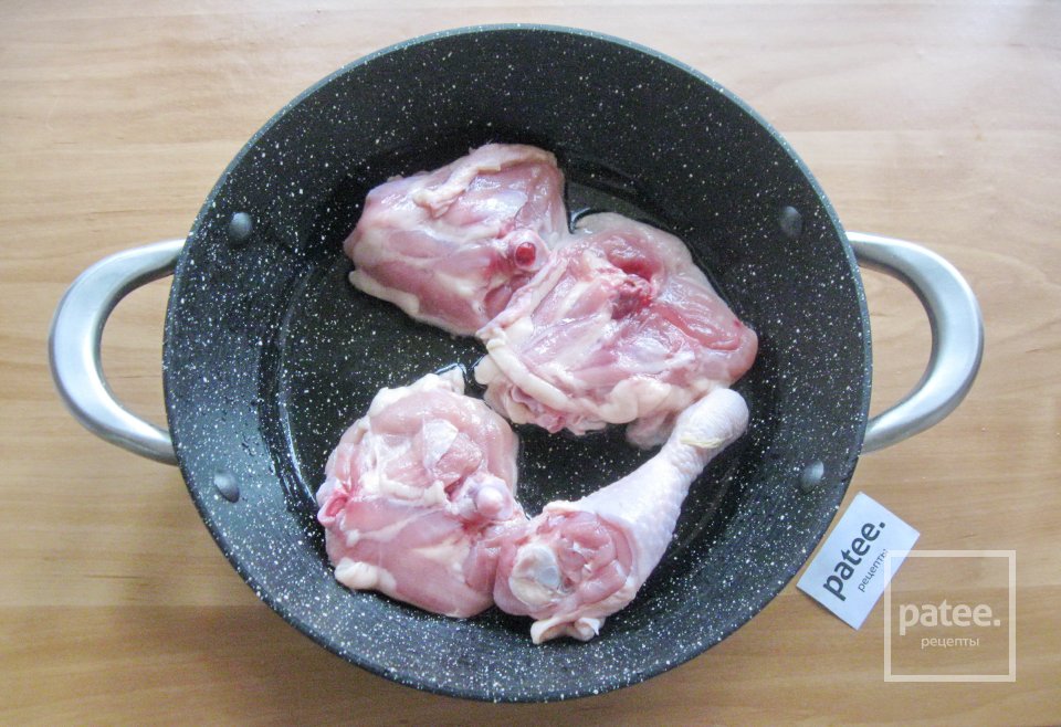 Жаркое из курицы с картофелем и кабачком - Шаг 2