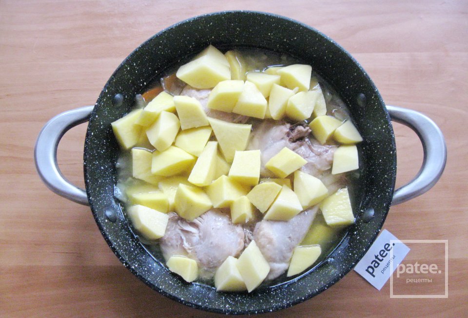 Жаркое из курицы с картофелем и кабачком - Шаг 6