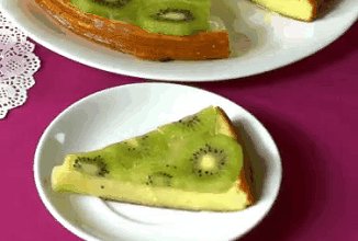 Пудинг с творогом и киви.