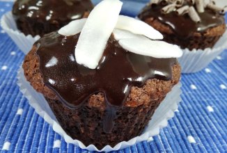 ШОКОЛАДНО-КОКОСОВЫЕ  МАФФИНЫ