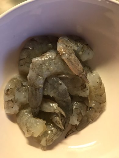 Паста с королевскими креветками🦐🦐🦐 и томатами - Шаг 1