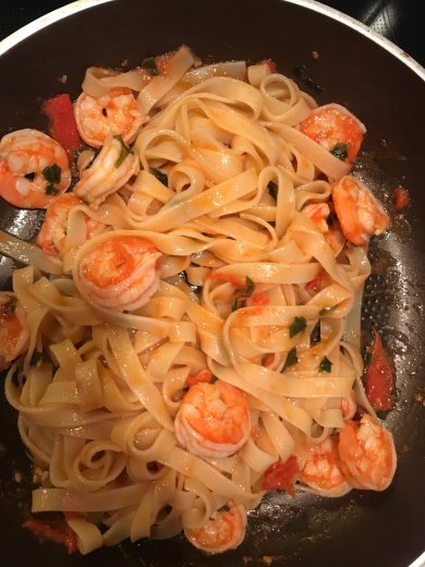 Паста с королевскими креветками🦐🦐🦐 и томатами - Шаг 5