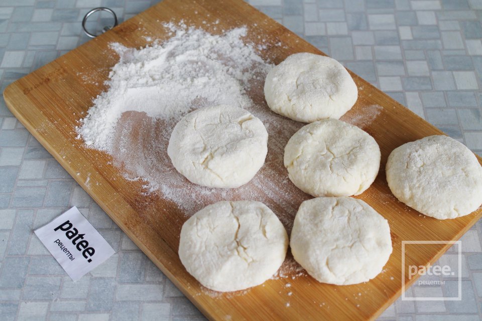 Сырники из творога с манной крупой - Шаг 9