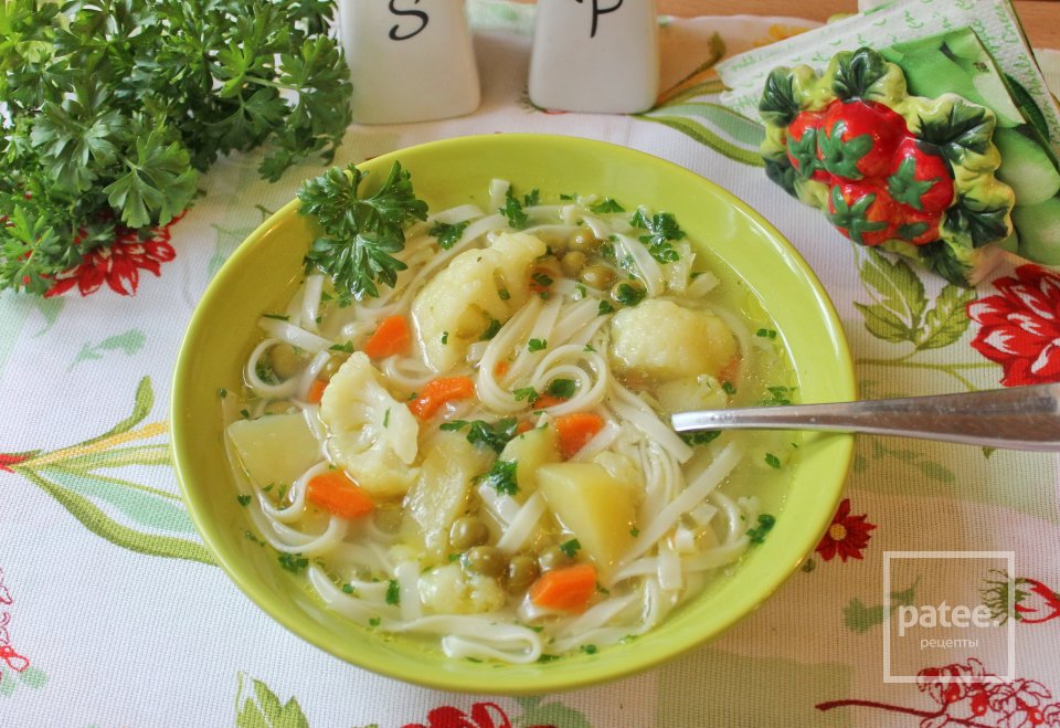 Овощной суп с цветной капустой и лапшой - Шаг 13