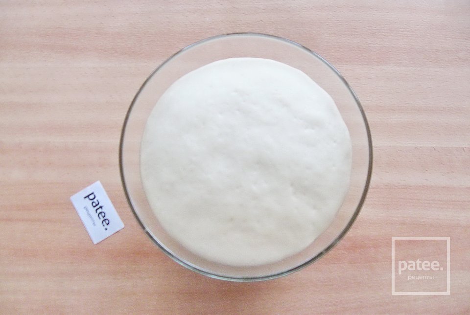 Пирожки с капустой и яйцом в духовке - Шаг 6