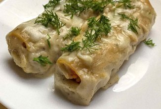 Фаршированные каннеллони под сод соусом бешамель