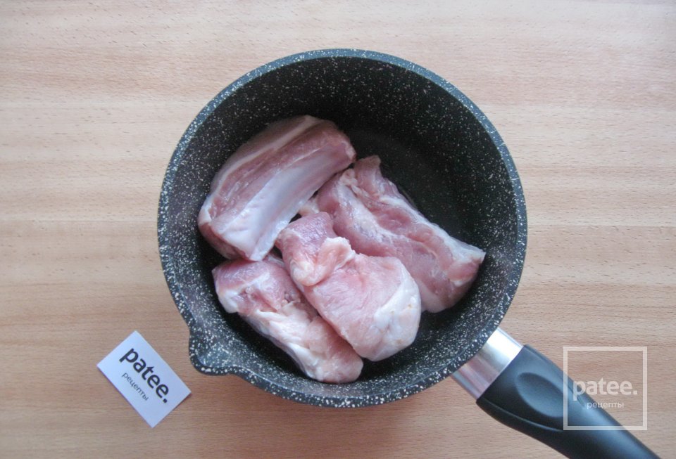 Свиные ребрышки в красном соусе - Шаг 2