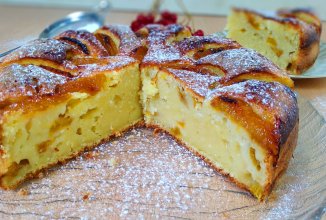 ТВОРОЖНЫЙ ПИРОГ СО СЛИВАМИ