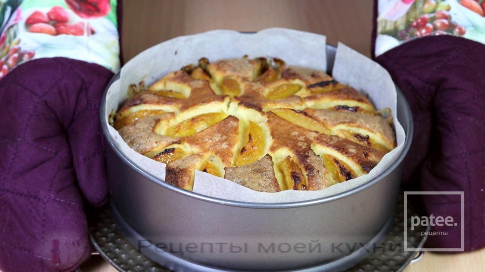 ТВОРОЖНЫЙ ПИРОГ СО СЛИВАМИ - Шаг 10