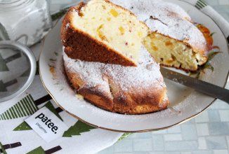 Творожный кекс с цукатами и орехами