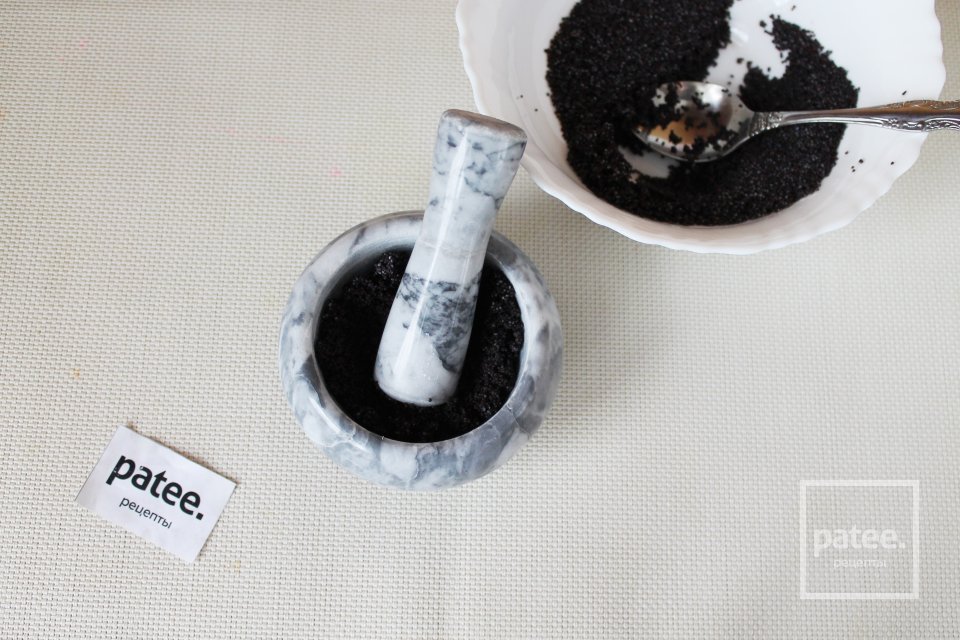 Дрожжевой рулет с маком и цукатами - Шаг 13