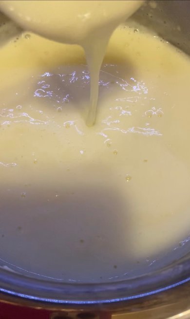 Торт со сгущенкой, приготовленный на сковороде - Шаг 7