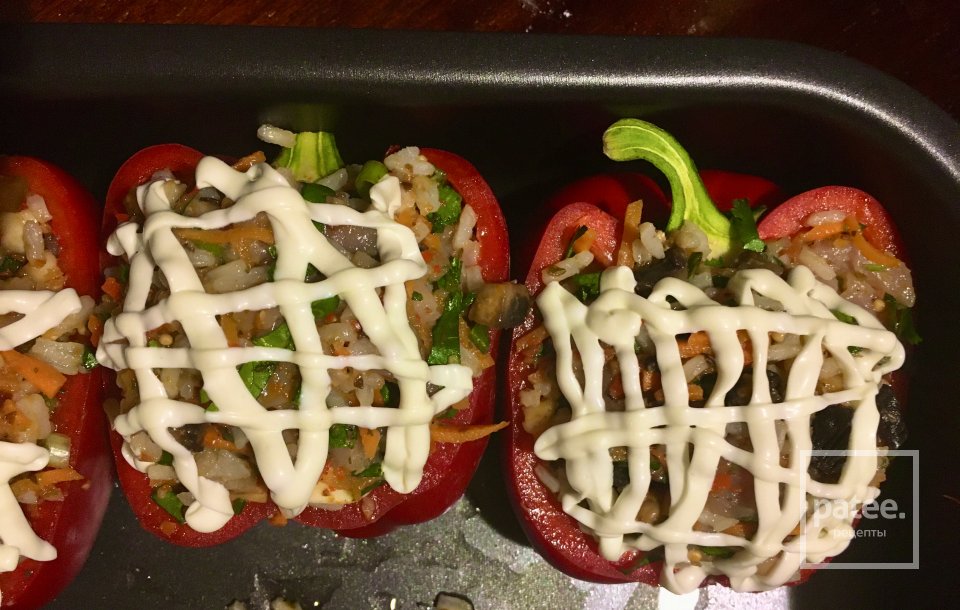 Фаршированный 🫑 мясом куриной грудки и шампиньонами. - Шаг 8