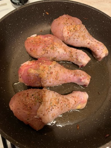 Жаренная картошка с мясом и квашеной капустой - Шаг 5