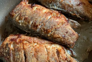 Жаренные караси без косточек