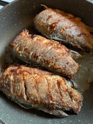 Жаренные караси без косточек - Шаг 4