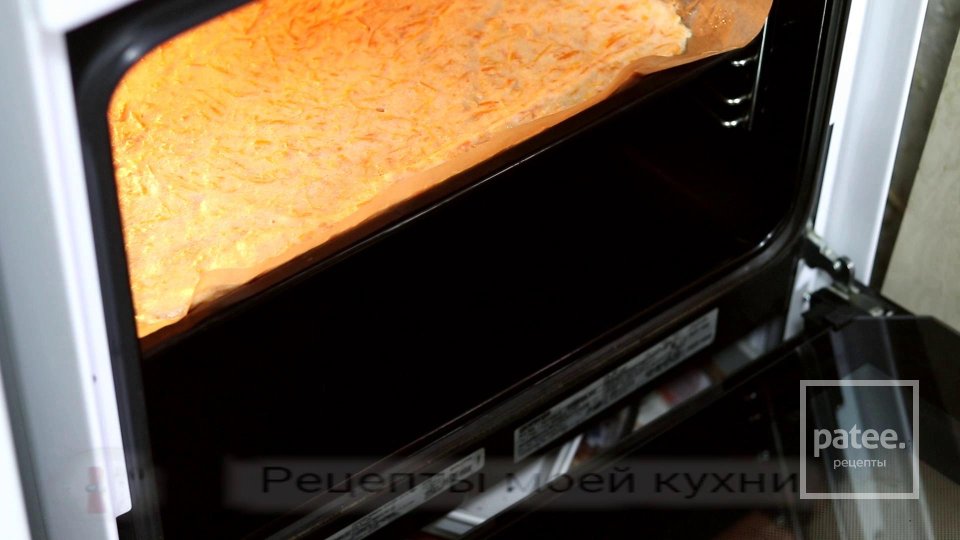 Морковный рулет с грибной начинкой - Шаг 7