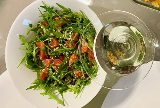 Салат с сёмгой