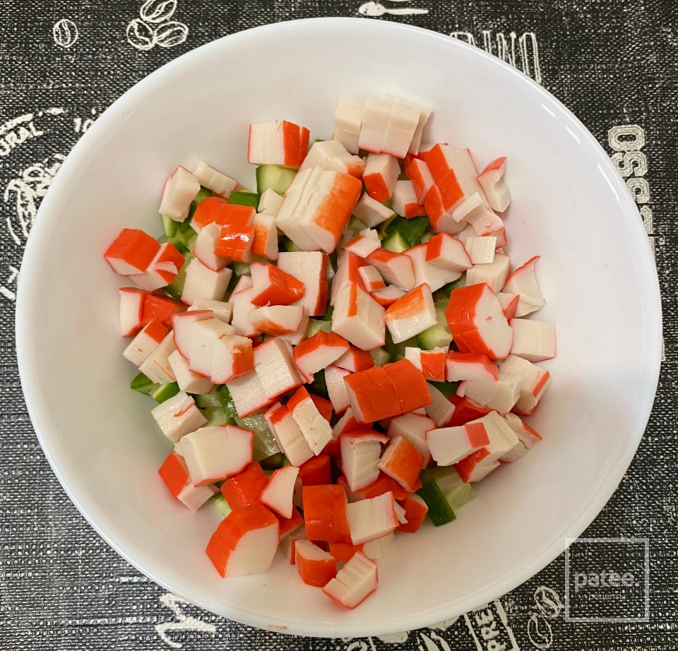 Новогодний крабовый салат - Шаг 3