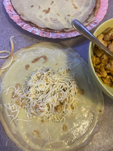 Мешочки с курицей, грибами и сыром - Шаг 4