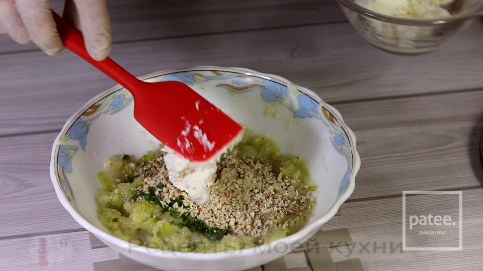 Сырный паштет из цукини с миндалем в тарталетках - Шаг 7