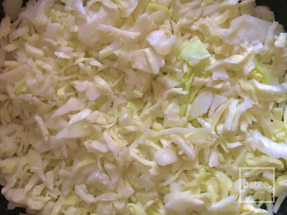 Пирог с капустой и тестом из творога. - Шаг 1