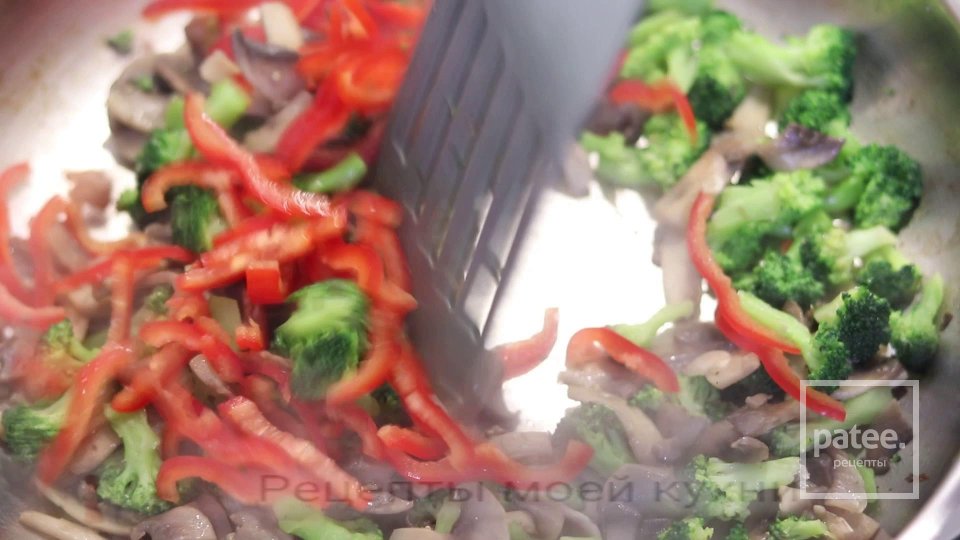 Салат с грибами и брокколи за 15 минут - Шаг 4