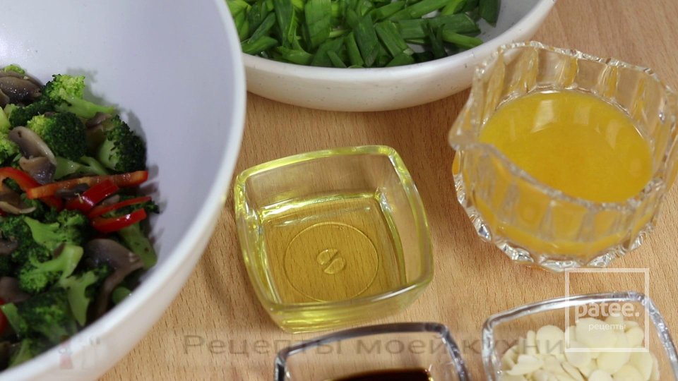 Салат с грибами и брокколи за 15 минут - Шаг 6