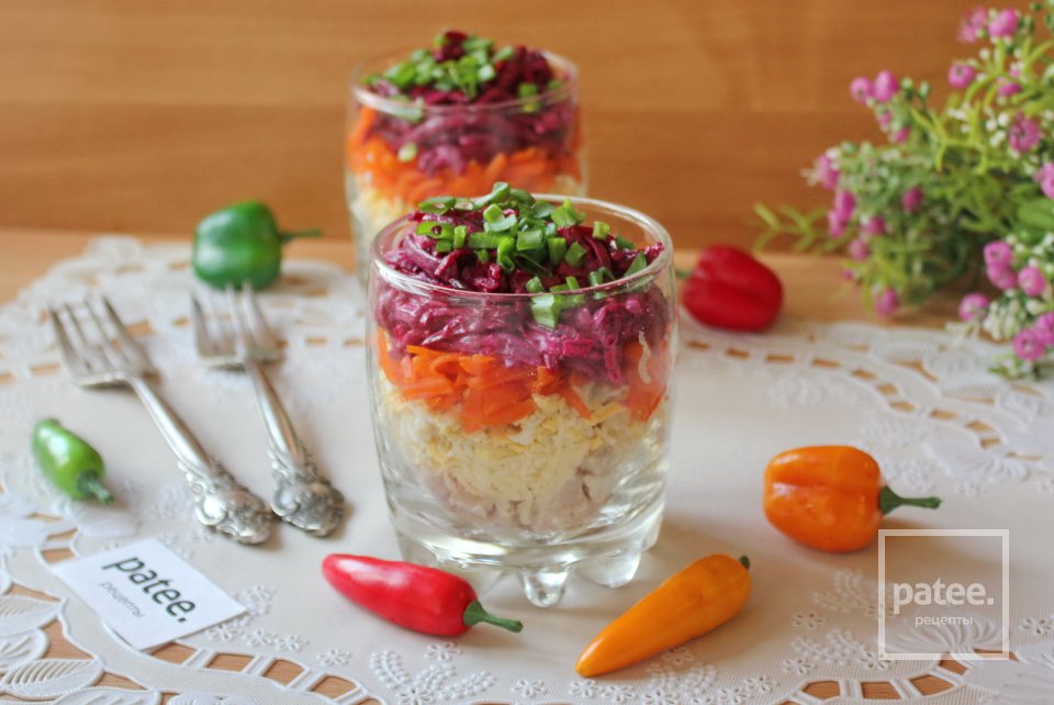 Салат "Адмирал" со свининой и свеклой - Шаг 9