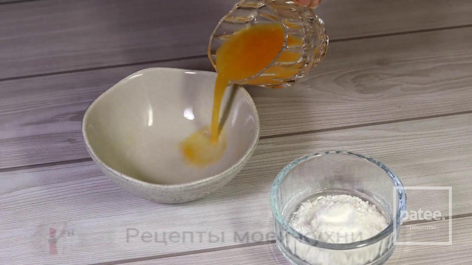 Заливной пирог с мандаринами - Шаг 9