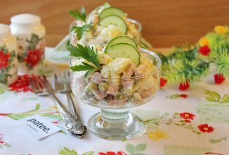 Салат с ветчиной и свежими огурцами