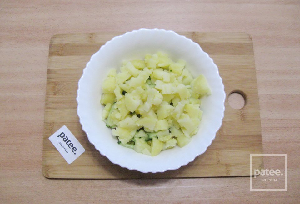 Салат с ветчиной и свежими огурцами - Шаг 6