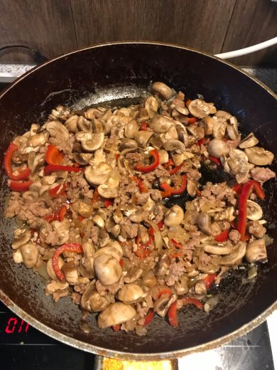 Спагетти с брокколи в сливочном соусе. - Шаг 5