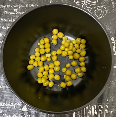 «Любимый мамин салат 🥗» - Шаг 1