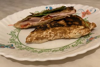 Быстрый перекус или ленивая пицца 🍕 (сэндвич)