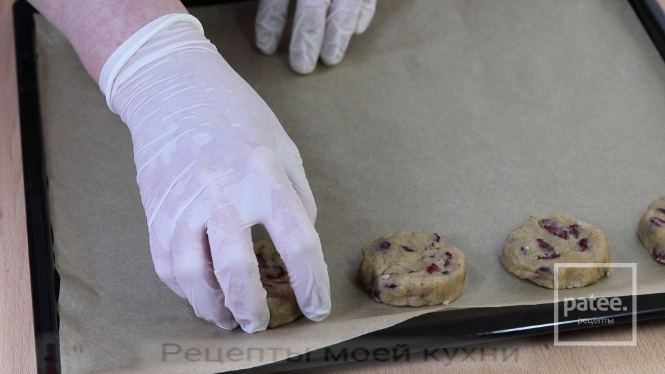 Песочное печенье с клюквой - Шаг 6