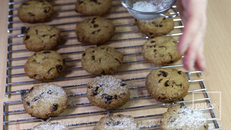 Песочное печенье с клюквой - Шаг 8