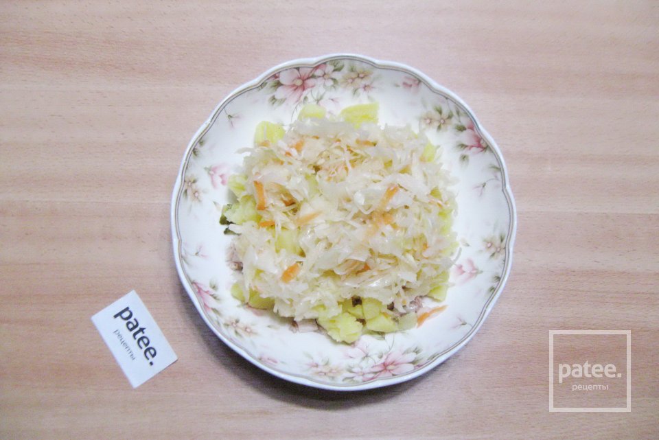 Салат с курицей и квашеной капустой - Шаг 5
