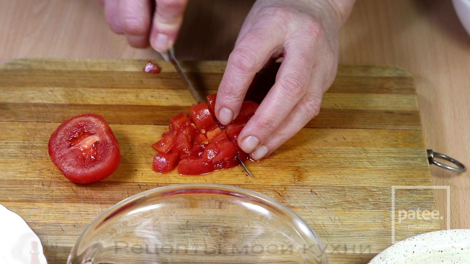 ШАКШУКА  ИЛИ  ЯИЧНИЦА  С  ПОМИДОРАМИ  И  СЛАДКИМ  ПЕРЦЕМ - Шаг 4