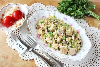 Свинина с грибами и булгуром