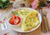 Омлет с картофельным пюре