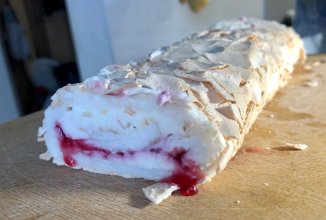 Меренговый рулет