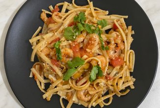 Паста с мидиями и креветками