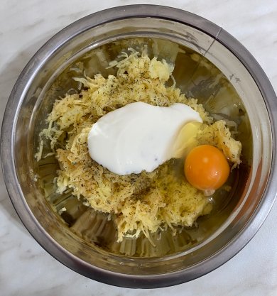 Картофельная пицца 🍕 на завтрак - Шаг 3