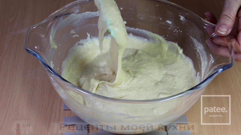 КЕКС НА КЕФИРЕ С ИЗЮМОМ - Шаг 5